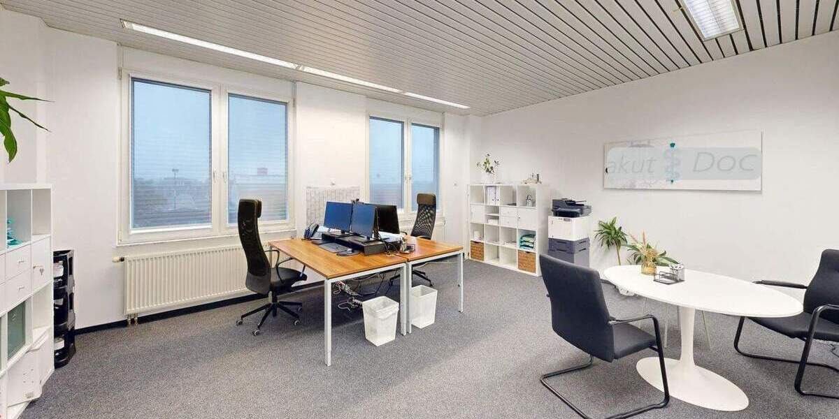 Helles Büro mit eigener Küche - modern, flexibel, zentral in Düsseldorf zimmer