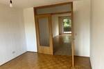 Große leerstehende 3,5 Zi.- Wohnung in ruhiger Top-Lage mit großem Balkon und Garage