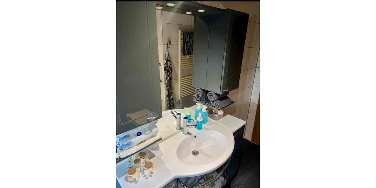 Reihenhaus Duisburg Rheinhausen - 3 Zimmer, 80 m&sup2;, 1.200&euro; | Angebot:25396681