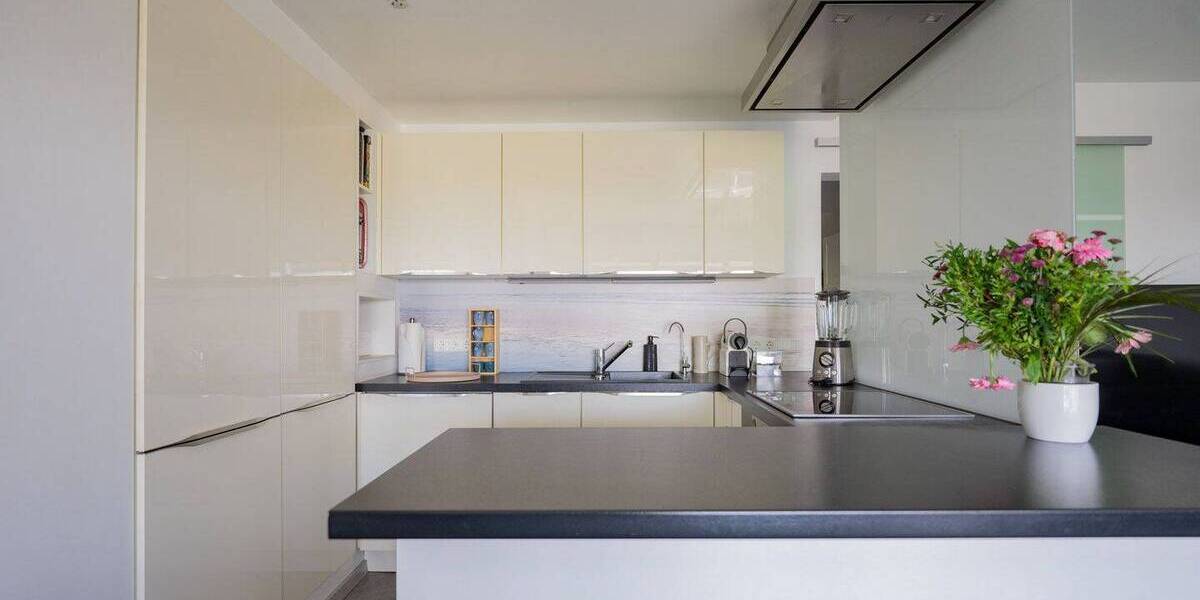 Etagenwohnung Krefeld / Cracau Cracau - 4 Zimmer, 91 m&sup2;, 279.000&euro; | Angebot:23964581