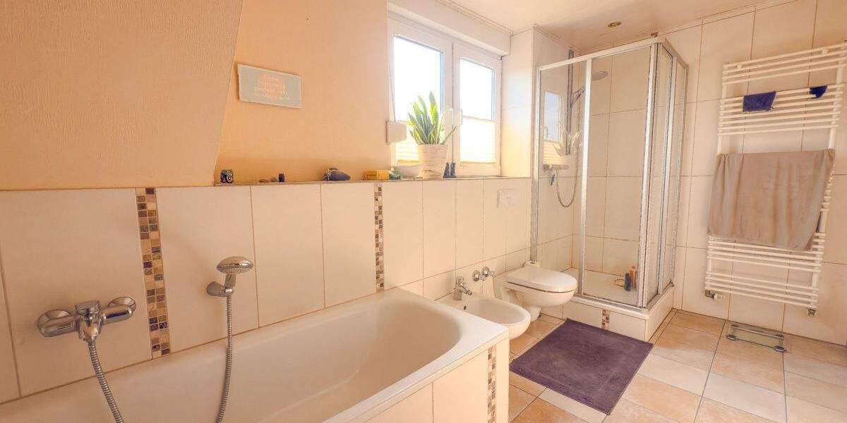 Vielseitiges Haus mit Charme - ideal für Mehrgenerationen, Arbeiten & Wohnen oder Vermietung 1 zimmer