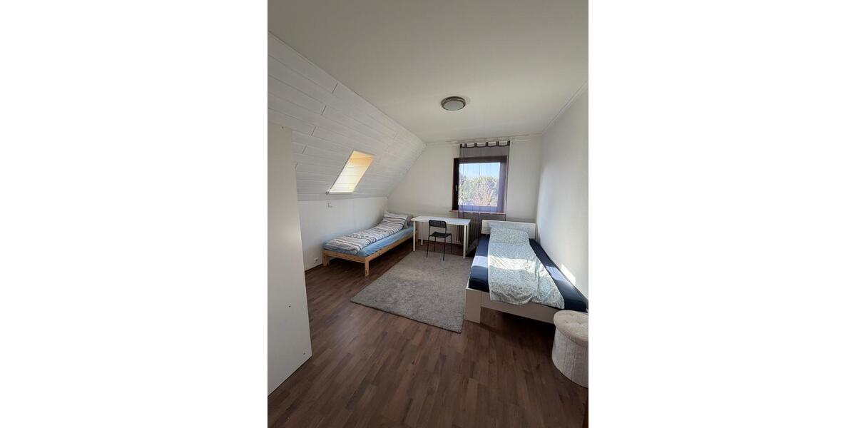 Einfamilienhaus Leverkusen Bergisch Neukirchen - 8 Zimmer, 180 m&sup2;, 3.500&euro; | Angebot:25280776