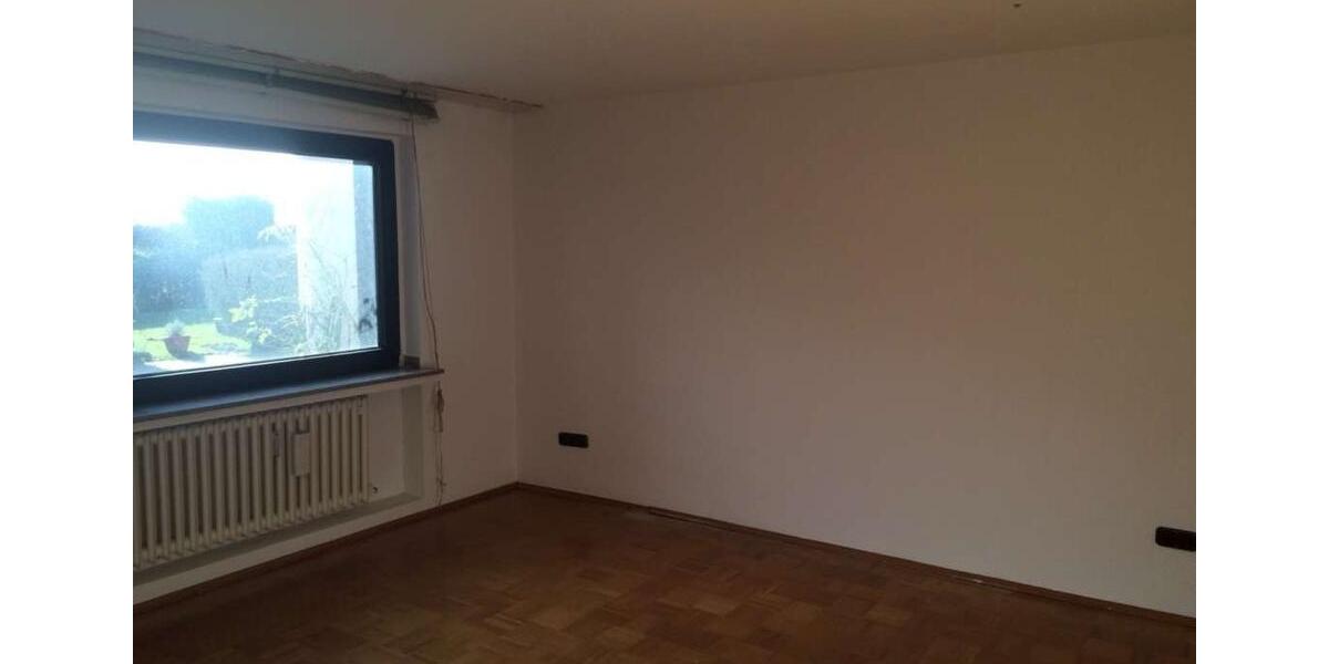 Erdgeschoßwohnung Heiligenhaus - 3.5 Zimmer, 120 m&sup2;, 850&euro; | Angebot:25182244