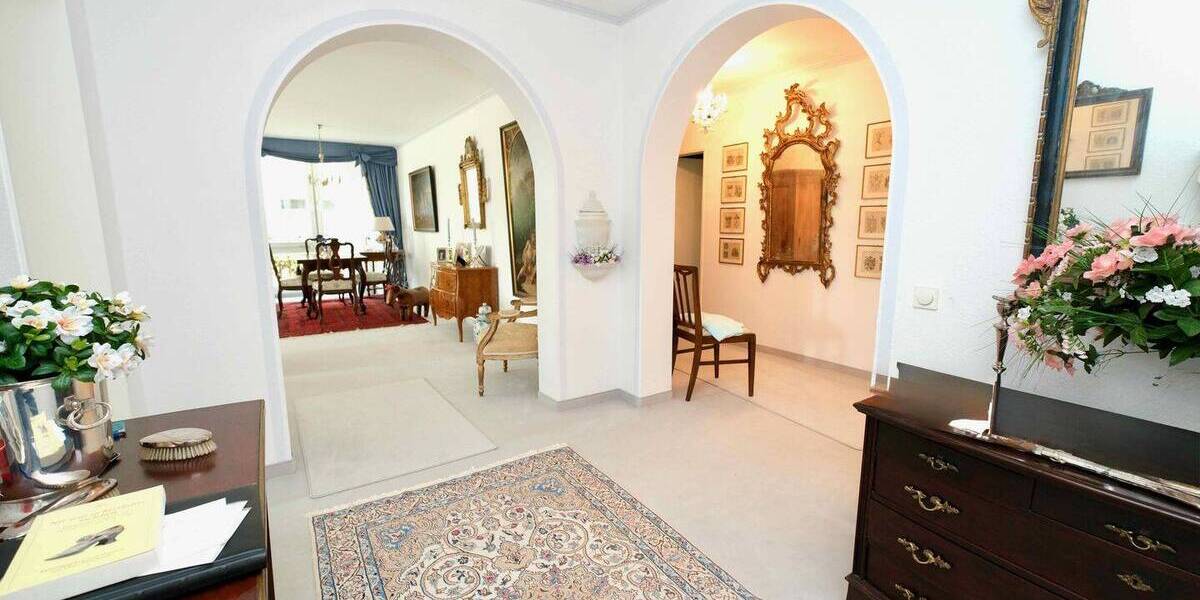 Traumhafte 122 m² Erdgeschosswohnung mit großzügigem Garten, Terrasse und TG Platz in Büderich 3 zimmer