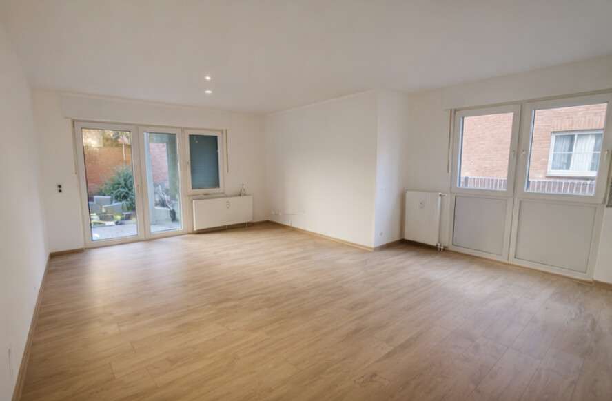 Etagenwohnung Dormagen - 3 Zimmer, 82 m&sup2;, 1.300&euro; | Angebot:25837085