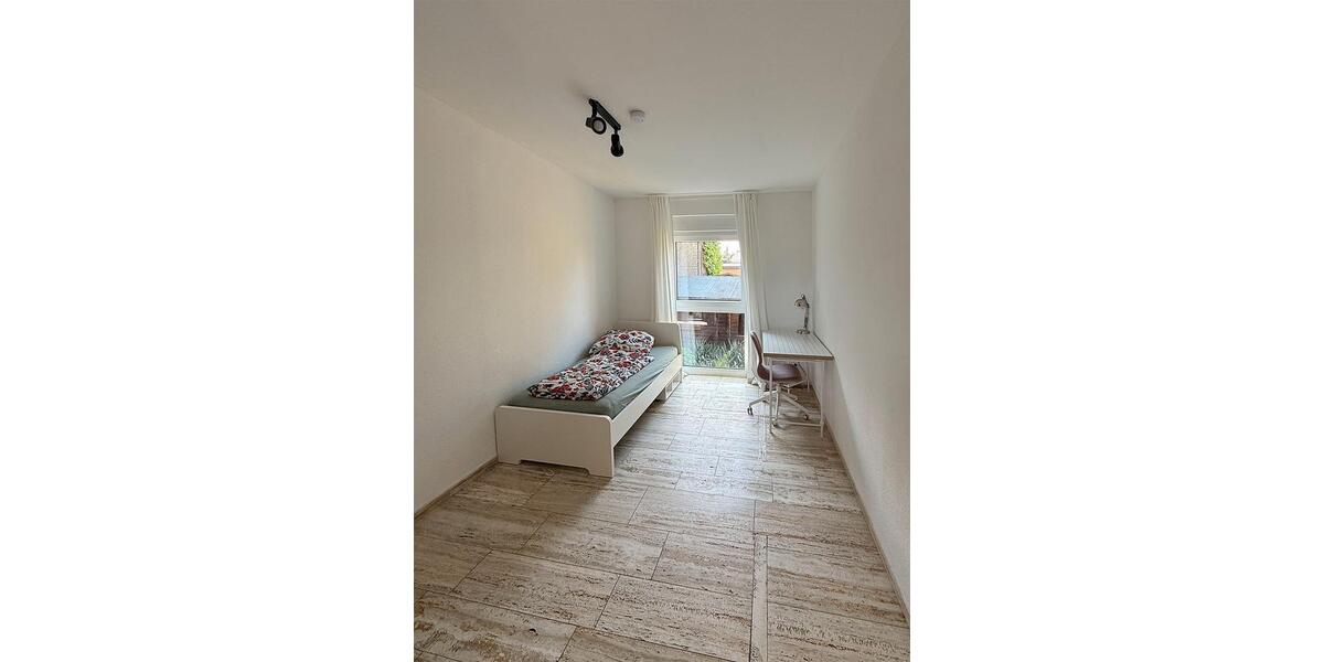 Bungalow Köln Heimersdorf - 4 Zimmer, 155 m&sup2;, 2.400&euro; | Angebot:26581636