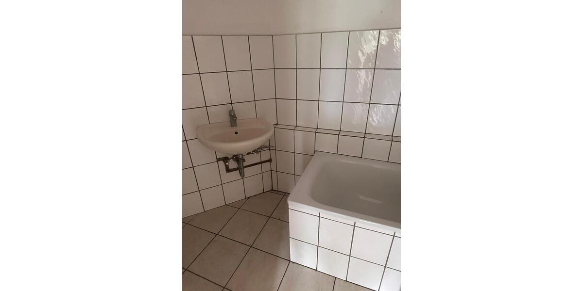 Etagenwohnung Mönchengladbach - 3.5 Zimmer, 62 m&sup2;, 115.000&euro; | Angebot:27109948