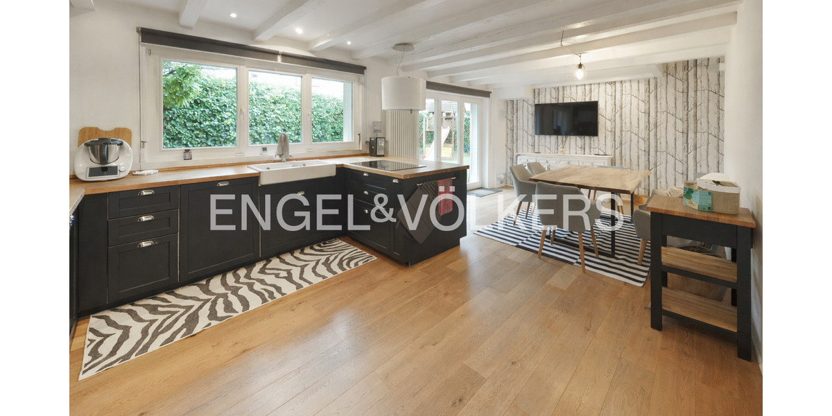 Historisches Fachwerk-Juwel für Familie & Beruf in Mettmann-Metzkausen 7 zimmer