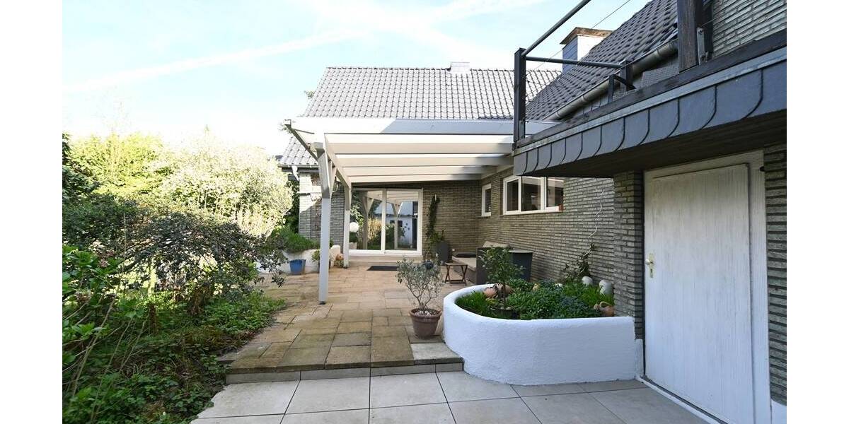 Einfamilienhaus Krefeld Traar - 6 Zimmer, 228 m&sup2;, 795.000&euro; | Angebot:26455149