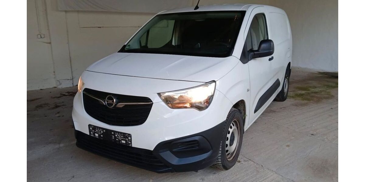 Opel Combo 114.990 km 10.795 &euro; HILDEN 40724