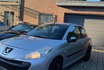 Peugeot 206 157.000 km 2.950 &euro; Solingen 42651