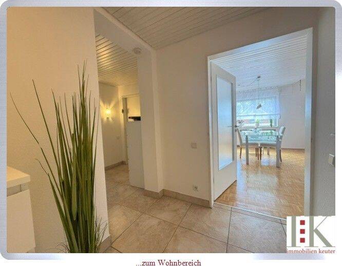 Etagenwohnung Neuss Vogelsang - 3 Zimmer, 100 m&sup2;, 309.000&euro; | Angebot:26918031