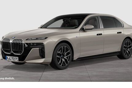 BMW i7 18.017 km 91.380 &euro; Düsseldorf 40595