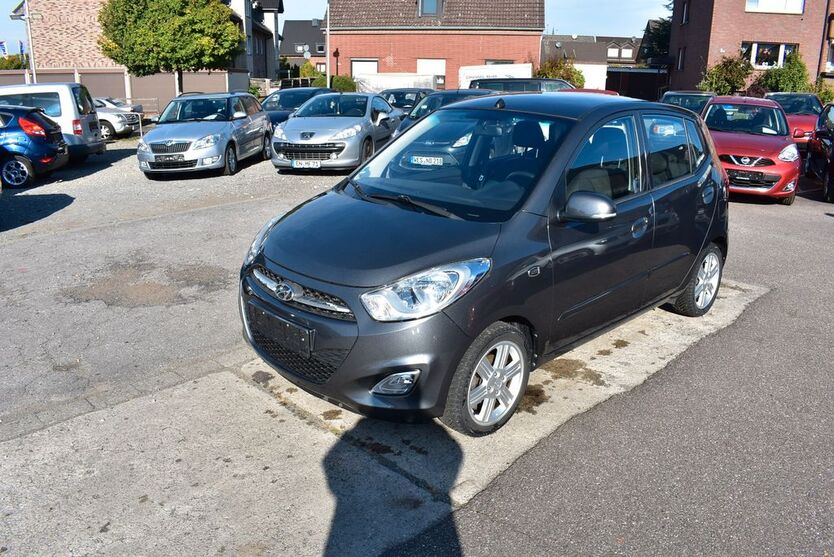 Hyundai i10 59.700 km 5.980 € Oberhausen 46145