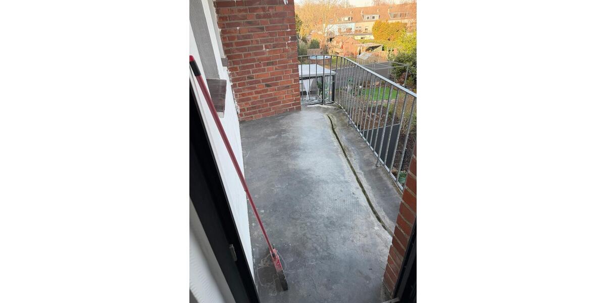 3-Zimmer-Wohnung mit Balkon, Garten & Keller in Kleinenbroich 3 zimmer