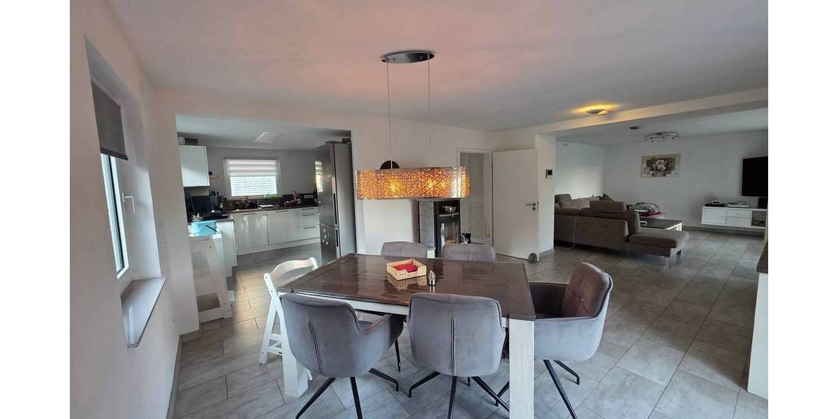 Mehrfamilienhaus, Wohnhaus Velbert Kostenberg - 9 Zimmer, 259 m&sup2;, 650.000&euro; | Angebot:19426828