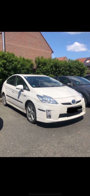 Toyota Prius 205.000 km 7.500 € Langenfeld 40764