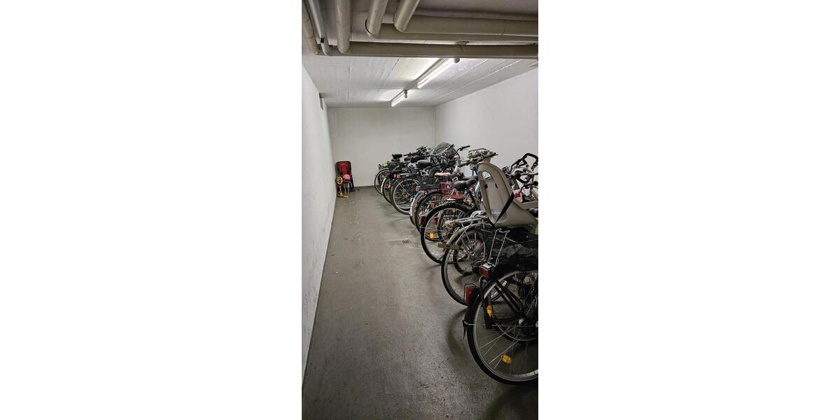 Etagenwohnung Neuss Holzheim - 3 Zimmer, 85 m&sup2;, 890&euro; | Angebot:25562416