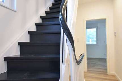 Haus zum Mieten in Velbert 1.190 € 101.46 m² 3 zimmer