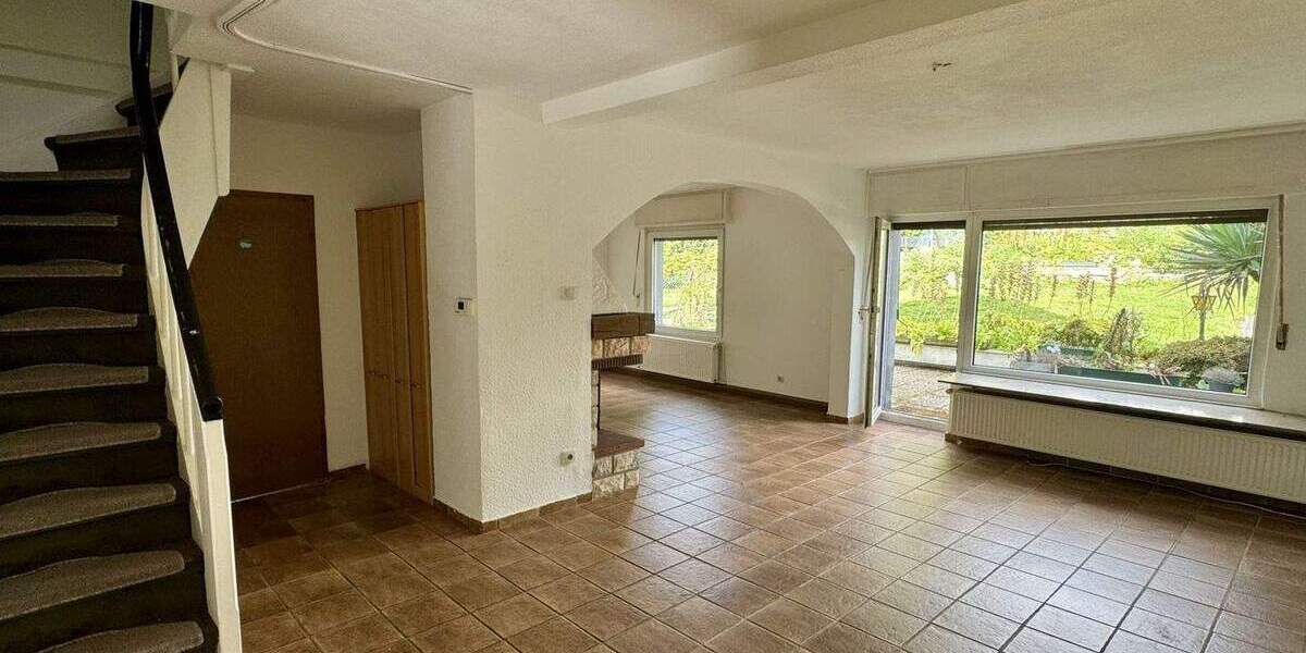 Aus Alt mach Neu! Freistehendes Einfamilienhaus mit großem Garten in Mettmann 3 zimmer