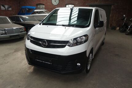 Opel Vivaro 136.532 km 14.480 € Hilden 40721