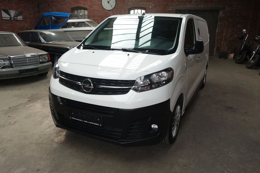 Opel Vivaro 136.532 km 14.480 € Hilden 40721