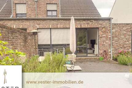 Haus zum Kaufen in Düsseldorf 660.000 € 125 m² 6 zimmer