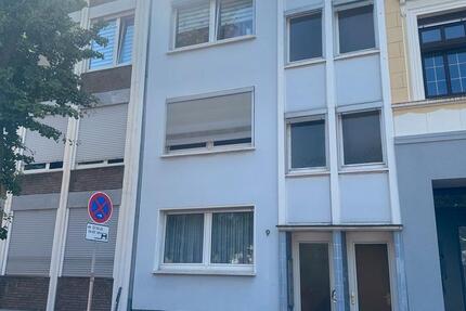 Haus Mönchengladbach - 8 Zimmer, 202 m&sup2;, 395.000&euro; | Angebot:27069212