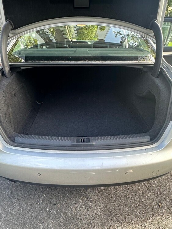 Audi A4 137.484 km 8.350 € Düsseldorf 40213