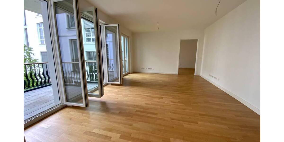 Etagenwohnung Düsseldorf Altstadt - 2 Zimmer, 68 m&sup2;, 1.470&euro; | Angebot:26376566