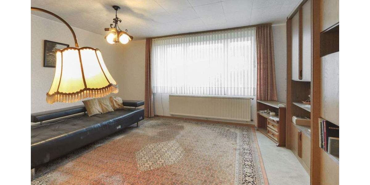 Doppelhaushälfte Düsseldorf Vennhausen - 5 Zimmer, 114 m&sup2;, 300.000&euro; | Angebot:25686662