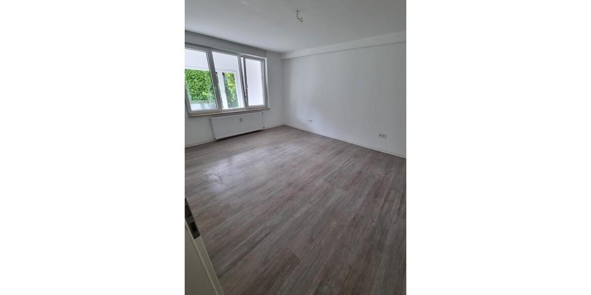 Schicke 2-Zimmer-Wohnung mit Wintergarten und Terrasse im ruhigen Düsseldorf-Angermund 2 zimmer