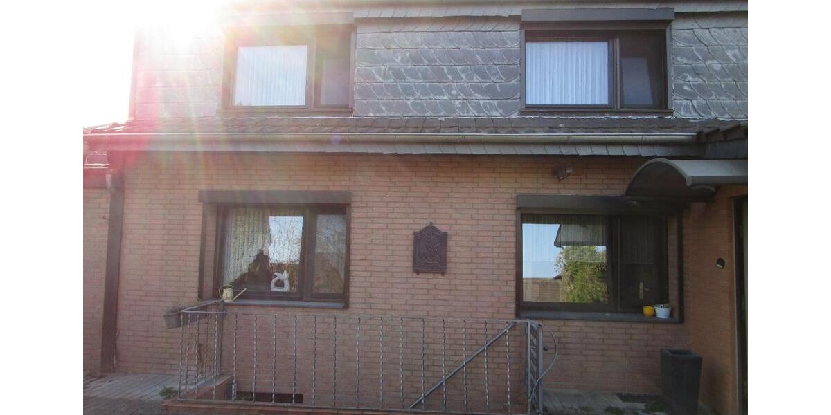 Einfamilienhaus Düsseldorf Stadtbezirk 5 - 6 Zimmer, 120 m&sup2;, 500.000&euro; | Angebot:26824444