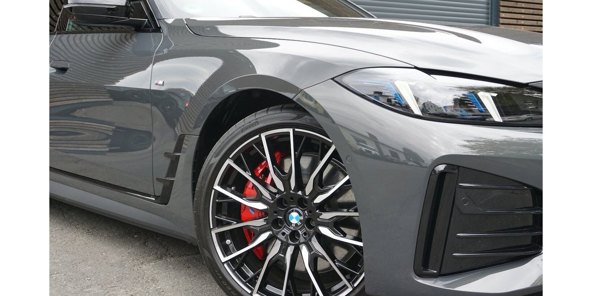 BMW i4 M60 M-SportPro HuD 360° DrivProf. Pano NP95t 5.780 km 68.800 &euro; Wuppertal 42327