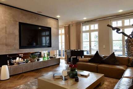 Wohnung zum Kaufen in Düsseldorf 2.695.000 € 227.91 m² 4 zimmer