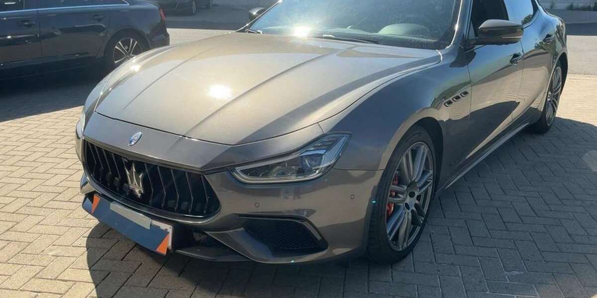 Maserati Ghibli 105.700 km 34.990 &euro; Düsseldorf 40589