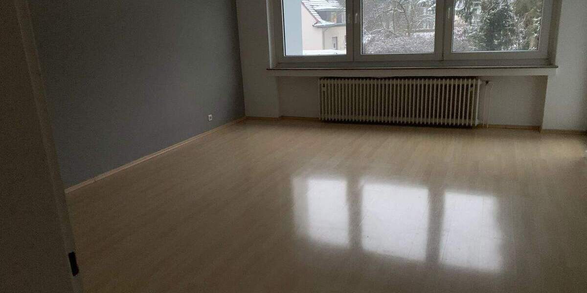 Etagenwohnung Solingen Solingen-Mitte - 3 Zimmer, 77 m&sup2;, 179.000&euro; | Angebot:25732445