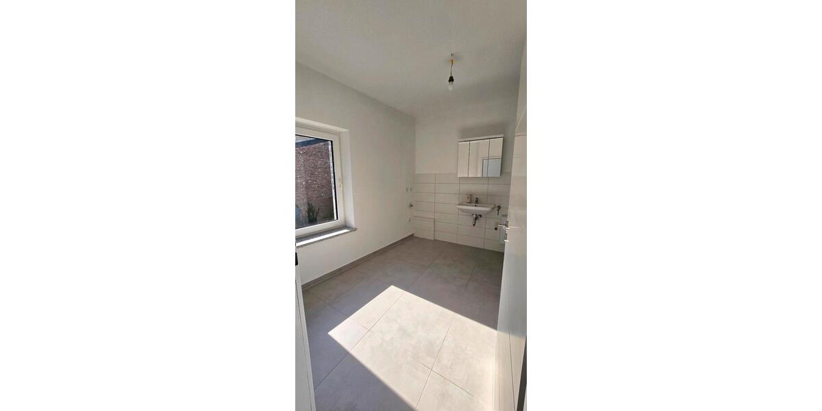 Maisonettenwohnung Tönisvorst - 3 Zimmer, 83 m&sup2;, 850&euro; | Angebot:25766928