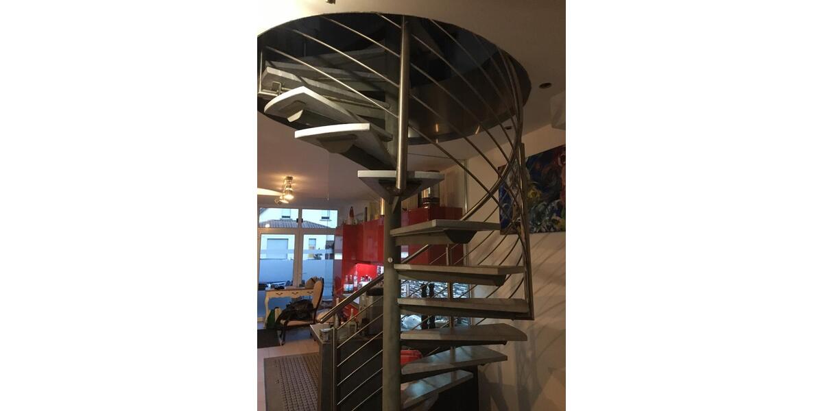 Doppelhaushälfte Remscheid Reinshagen - 6 Zimmer, 235 m&sup2;, 1.400&euro; | Angebot:25140319