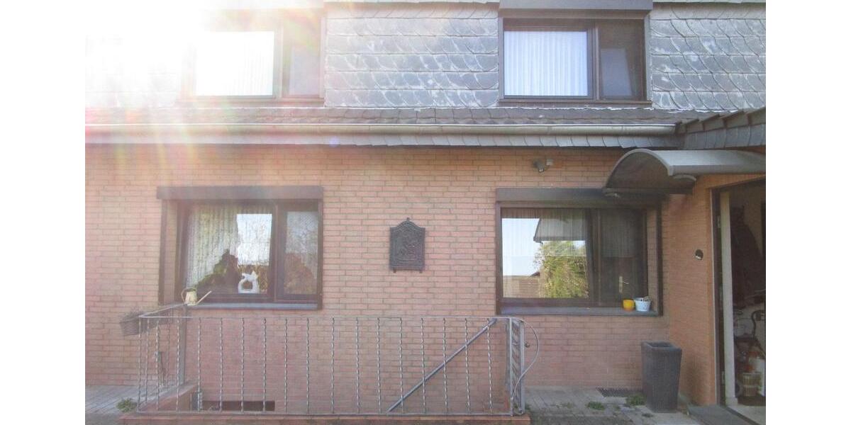 Einfamilienhaus Düsseldorf Stadtbezirk 5 - 6 Zimmer, 120 m&sup2;, 500.000&euro; | Angebot:26824444