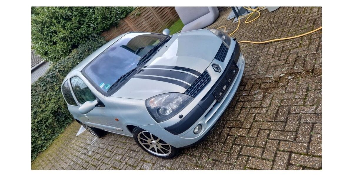 Renault Clio 201.700 km 1.250 &euro; Oberhausen 46149