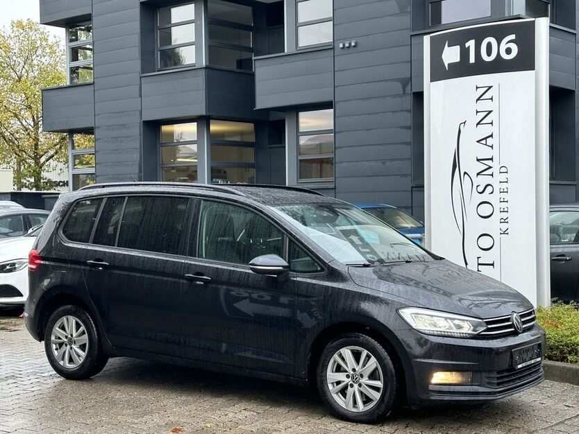 VW Touran 147.270 km 21.950 € Krefeld 47805