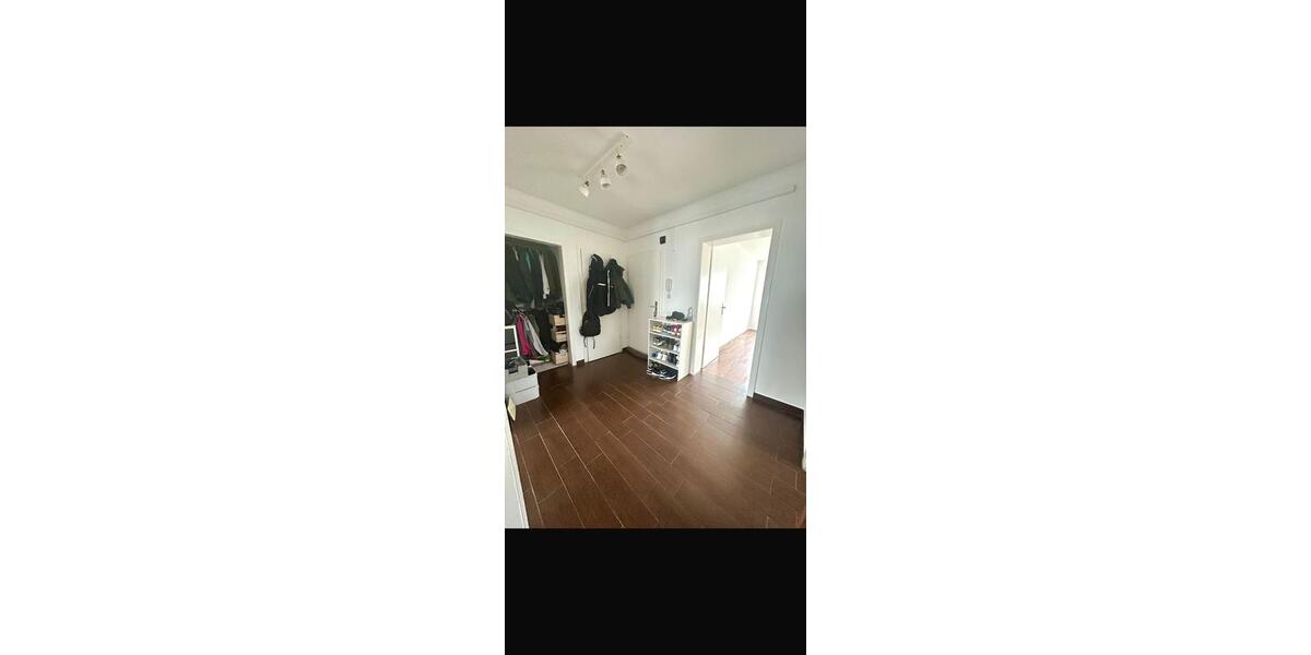 Etagenwohnung Düsseldorf Heerdt - 2 Zimmer, 61 m&sup2;, 1.000&euro; | Angebot:26426834