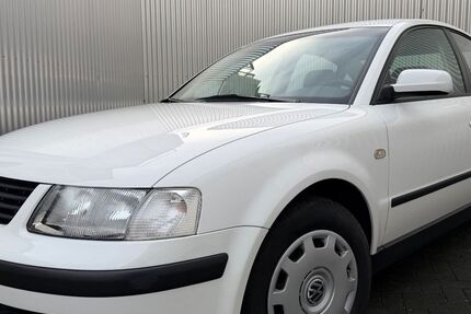 VW Passat 66.870 km 5.990 &euro; Viersen 41748