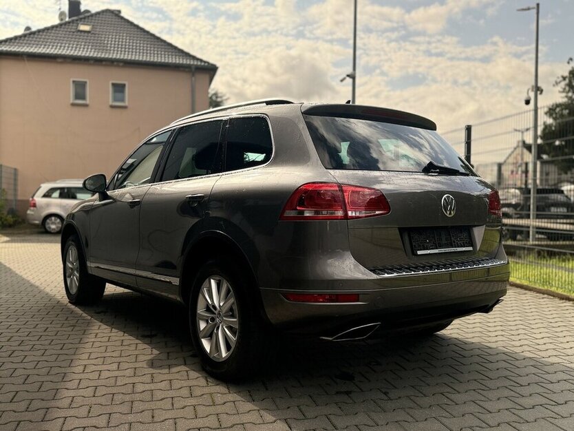 VW Touareg V6 TDI BMT Leder / Kamera / Memory 147.000 km 20.790 € Mönchengladbach 41066