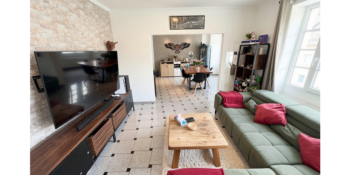 Altbaucharme auf ca. 102 m² – stilvolle 3-Zimmer-Wohnung in Solingen-Wald - Etagenwohnung Solingen Wald | Angebot:27055297