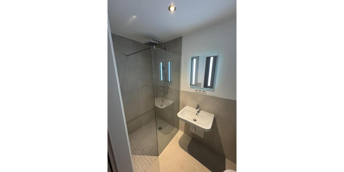 Etagenwohnung Düsseldorf Pempelfort - 2 Zimmer, 33 m&sup2;, 975&euro; | Angebot:26165448
