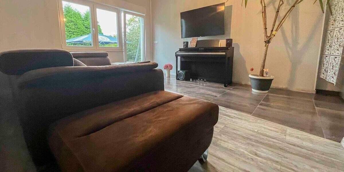 Charmantes Zweifamilienhaus mit vielseitigen Nutzungsmöglichkeiten in Mülheim an der Ruhr 7 zimmer