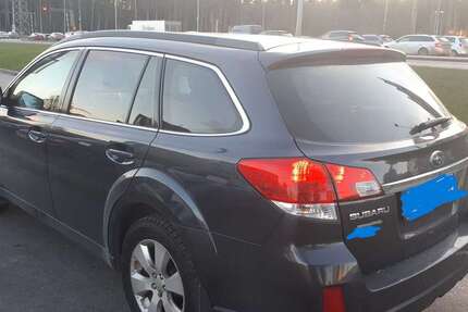 Subaru OUTBACK 225.000 km 5.000 € Düsseldorf 40225