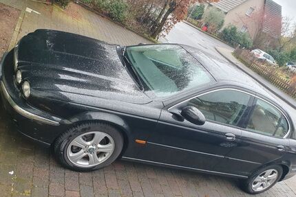 Jaguar X-Type 114.000 km 4.500 &euro; Leverkusen 51381
